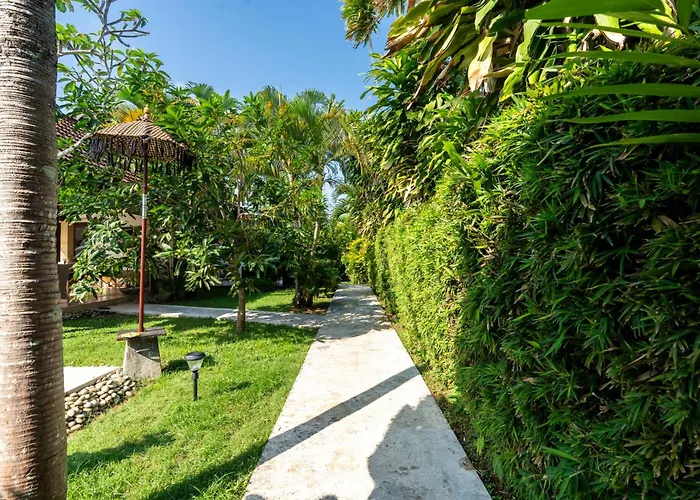 Tropical Matahari - 500sqm Private Garden Retreat With Large Pool!