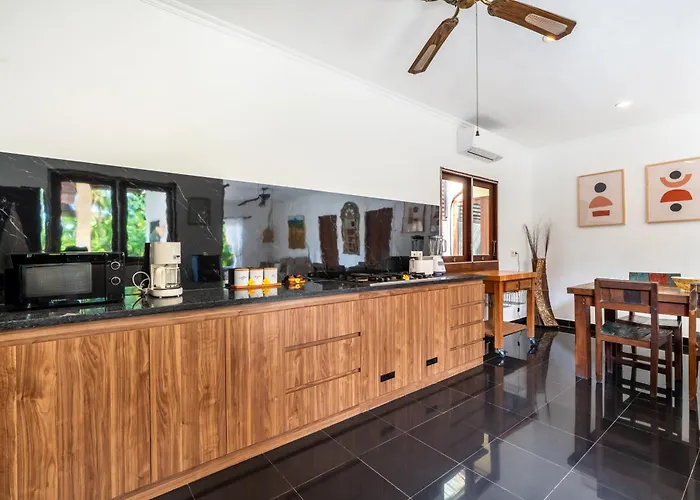 Villa Tropical Matahari - 500sqm Private Garden Retreat With Large Pool! *