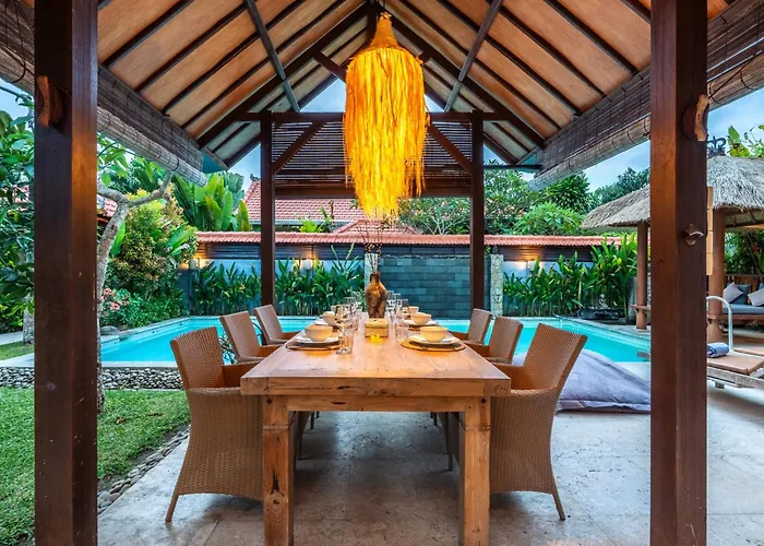 Tropical Matahari - 500sqm Private Garden Retreat With Large Pool! *